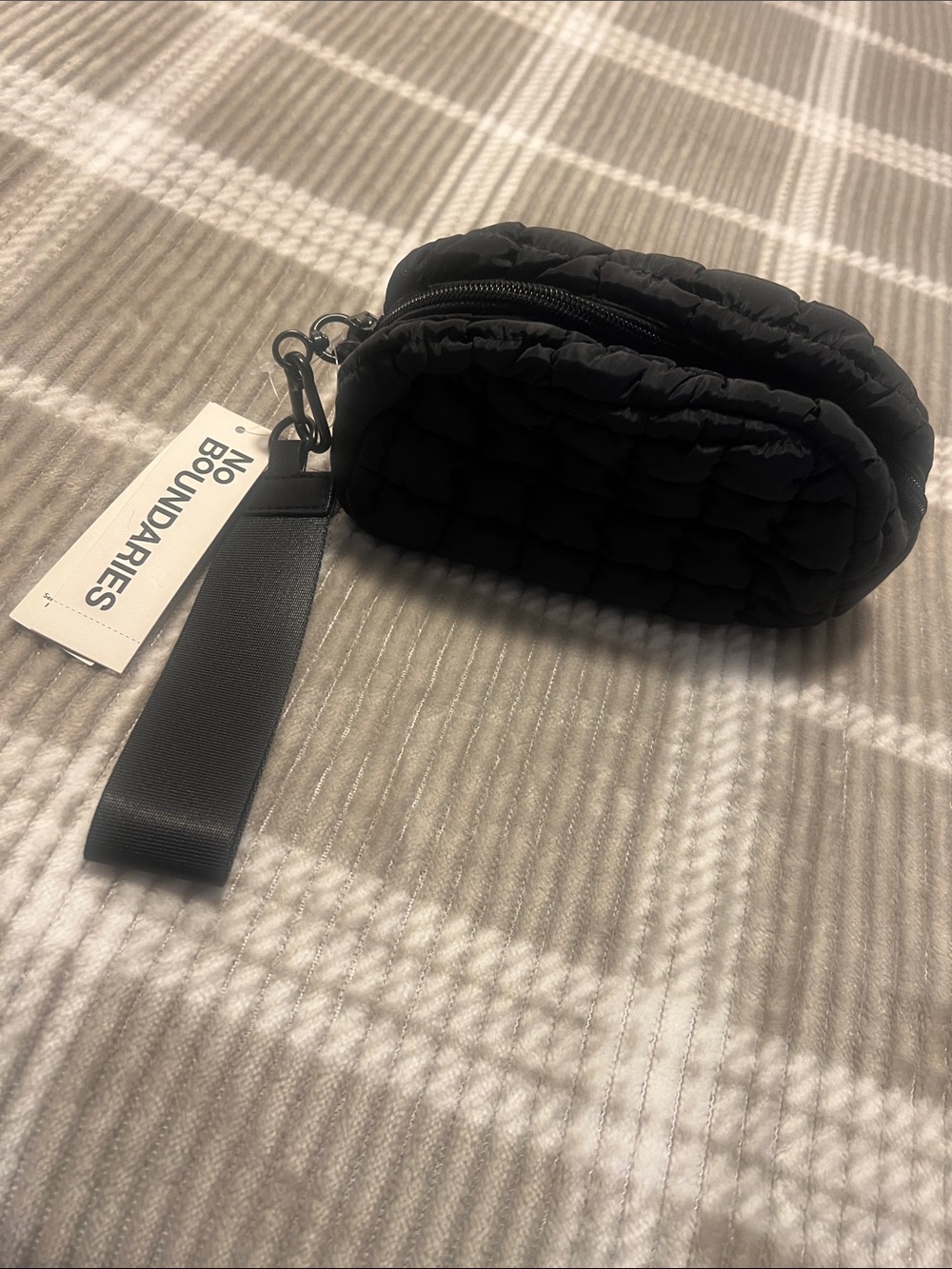 No Boundaries Black Quilted Mini Wristlet Pouch